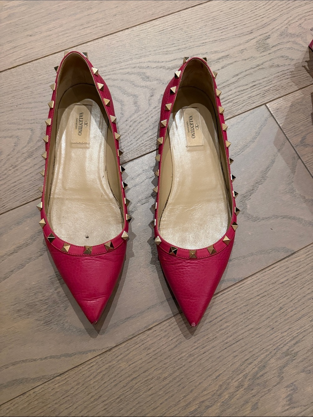 Valentino Pink Rockstud Pointed Leather Flats sz 40( US10)